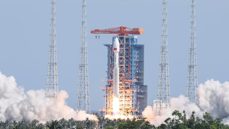 China launches low Earth orbit satellite group
